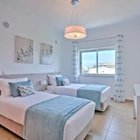 Palm Tree 1 With Pool By Homing Daire *