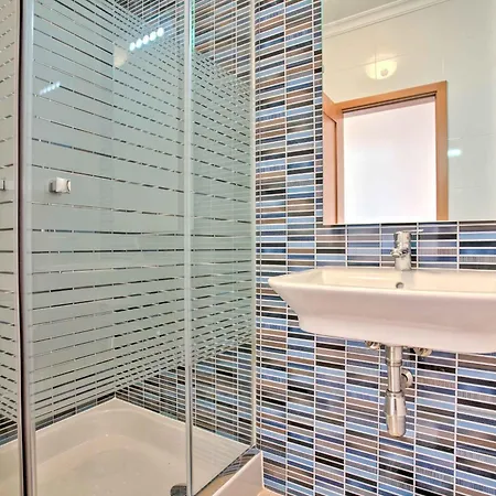 Palm Tree 1 With Pool By Homing アパート